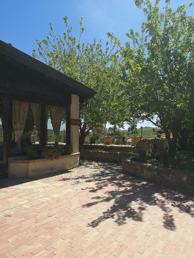 Sperone Agriturismo Villa Assoro Eksteriør billede