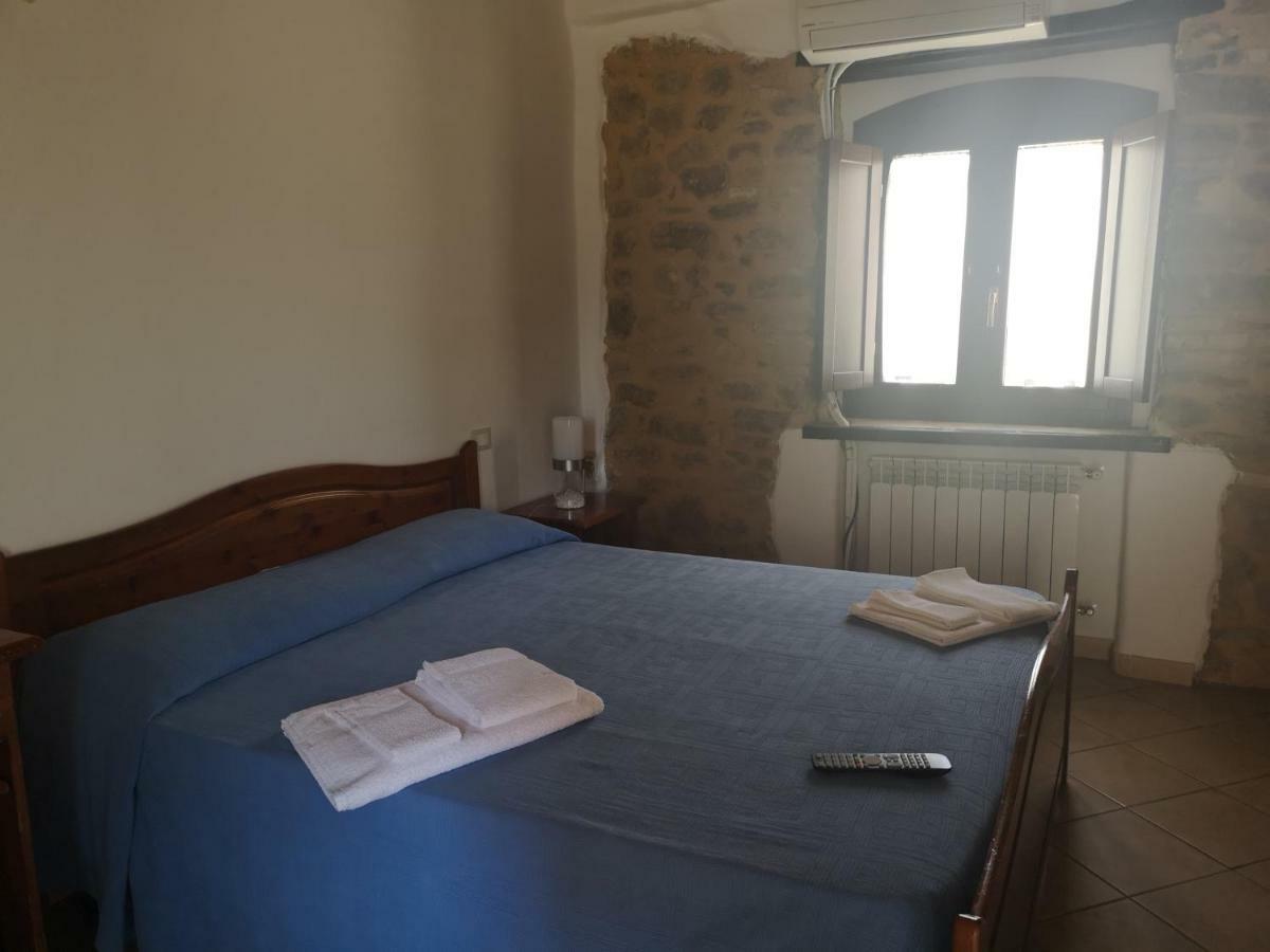 Sperone Agriturismo Villa Assoro Eksteriør billede