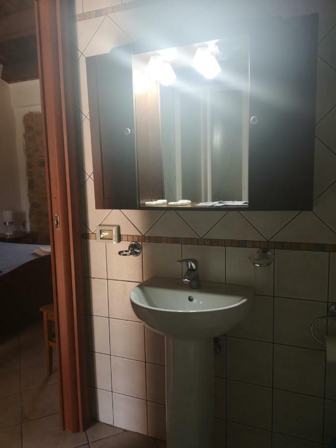 Sperone Agriturismo Villa Assoro Eksteriør billede